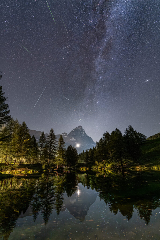 Cervino e stelle cadenti